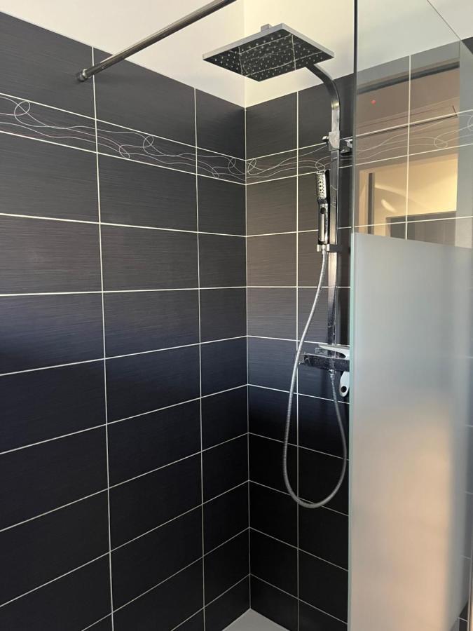 Logement Prive A Proximite Du Mont Ventoux Карпентра Екстериор снимка